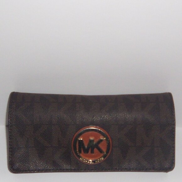 Michael Kors Wallet - Picture 1 of 7